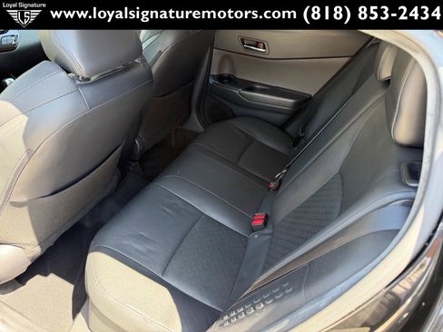 Used 2020 Toyota C-HR Limited FWD image 13