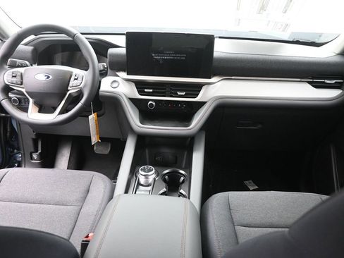 New 2026 Ford Explorer Active image 16