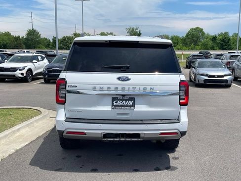 Used 2022 Ford Expedition Limited AWD/4WD image 6