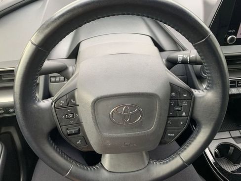 Used 2023 Toyota Prius LE image 19