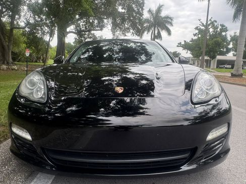 Used 2010 Porsche Panamera S RWD image 49