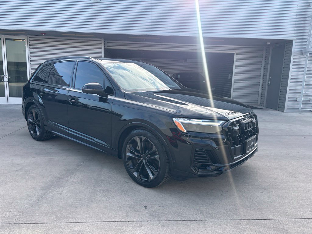 Used 2026 Audi Q7 3.0T Premium Plus AWD/4WD image 3