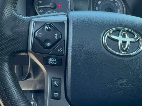 Certified 2020 Toyota Tacoma TRD Off-Road w/ TRD Premium Off Road Package AWD/4WD image 20