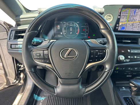 Certified 2022 Lexus ES 350 Ultra Luxury w/ Accessory Package 2 FWD image 26