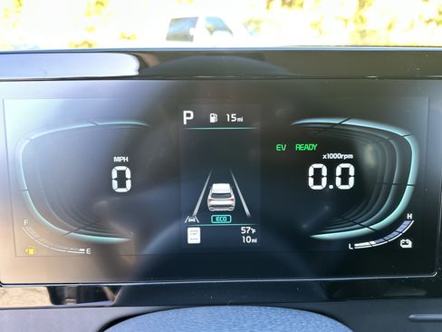 New 2025 Kia Sportage LX image 13