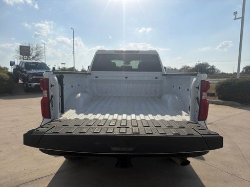 Used 2025 Chevrolet Silverado 2500 Custom w/ Custom Value Package AWD/4WD image 16