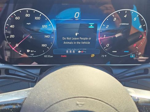 Used 2026 Mercedes-Benz GLC 300 image 23