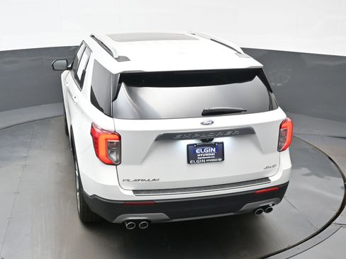 Used 2023 Ford Explorer Platinum w/ Technology Package AWD/4WD image 39