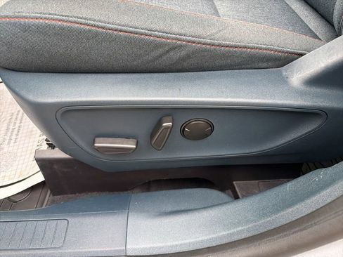 Used 2024 Ford Maverick XLT w/ XLT Luxury Package image 16