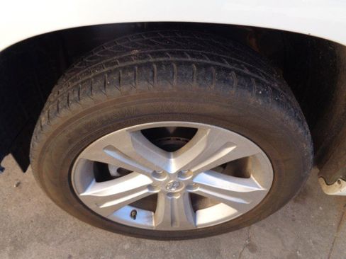 Used 2009 Toyota Highlander Limited w/ Extra Value Pkg 7 image 29