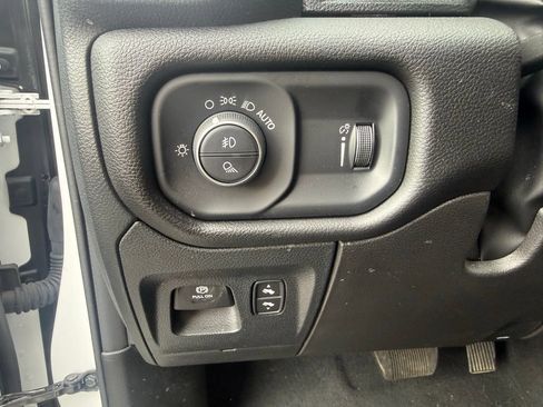 Used 2024 RAM 1500 Big Horn AWD/4WD image 15
