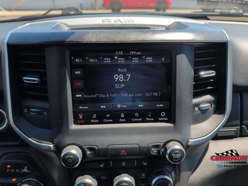 Used 2019 RAM 1500 Big Horn AWD/4WD image 26