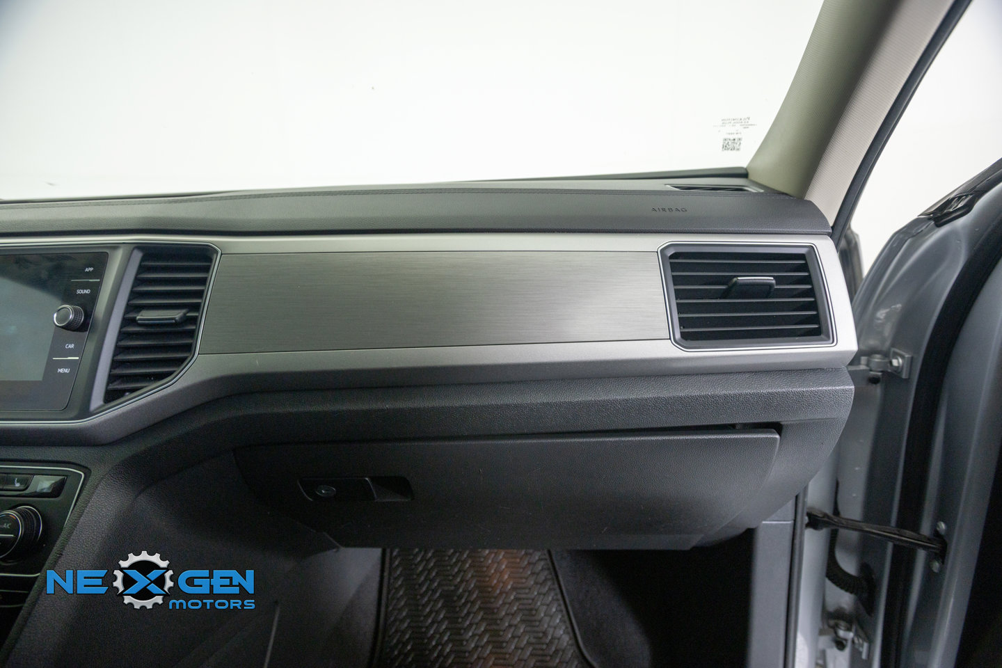Used 2019 Volkswagen Atlas SE w/ Towing Package AWD/4WD image 44