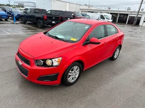Used 2014 Chevrolet Sonic LT FWD image 7
