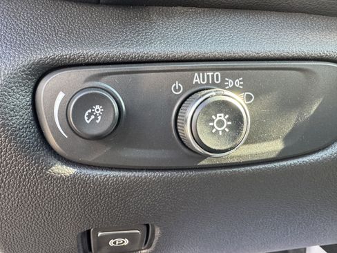 New 2025 Chevrolet Blazer LT w/ Driver Confidence Package image 13