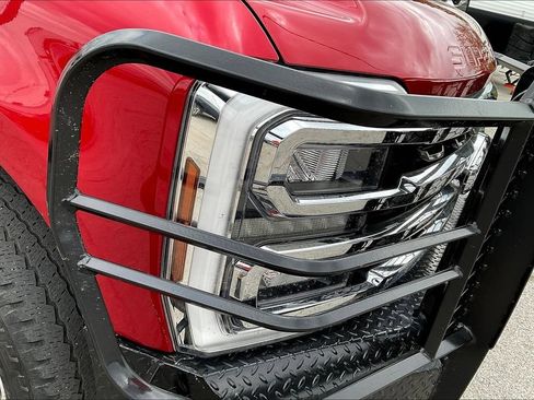 Used 2024 Ford F350 King Ranch w/ FX4 Off-Road Package AWD/4WD image 31