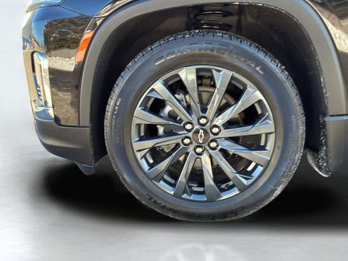 Used 2023 Chevrolet Traverse RS w/ LPO, Floor Liner Package image 19