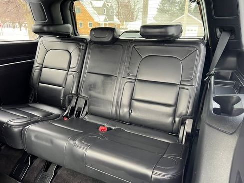Used 2022 Lincoln Navigator Reserve AWD/4WD image 6