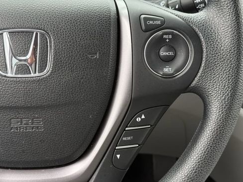 Used 2017 Honda Pilot EX image 14