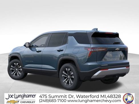 New 2027 Chevrolet Equinox LT FWD image 3