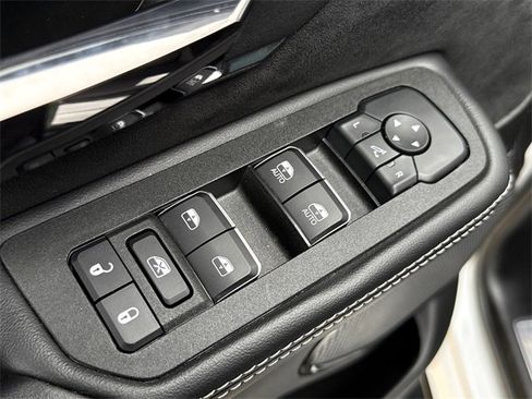 Used 2025 RAM 1500 RHO image 22