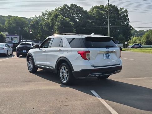 Used 2023 Ford Explorer XLT w/ Equipment Group 202A AWD/4WD image 11