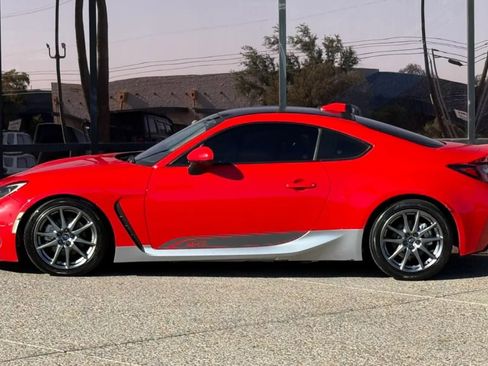 Used 2023 Subaru BRZ Premium w/ Popular Package #1 RWD image 4