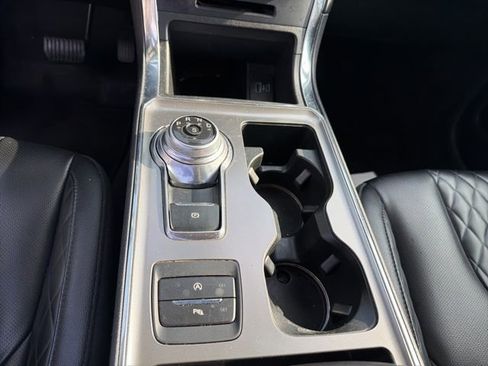 Used 2023 Ford Edge Titanium w/ Equipment Group 301A image 11