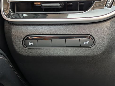Used 2025 INFINITI QX60 Luxe AWD/4WD image 26