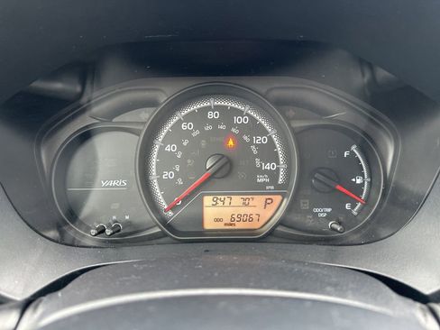 Used 2016 Toyota Yaris L image 27