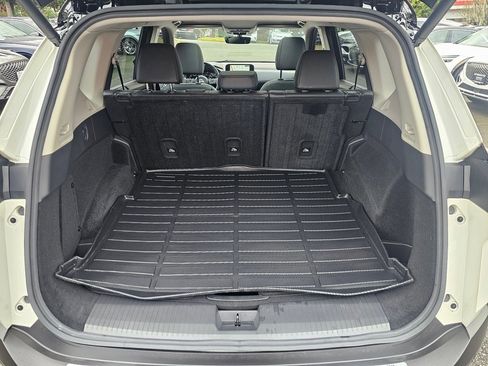 Used 2022 Nissan Rogue SL w/ SL Premium Package image 23