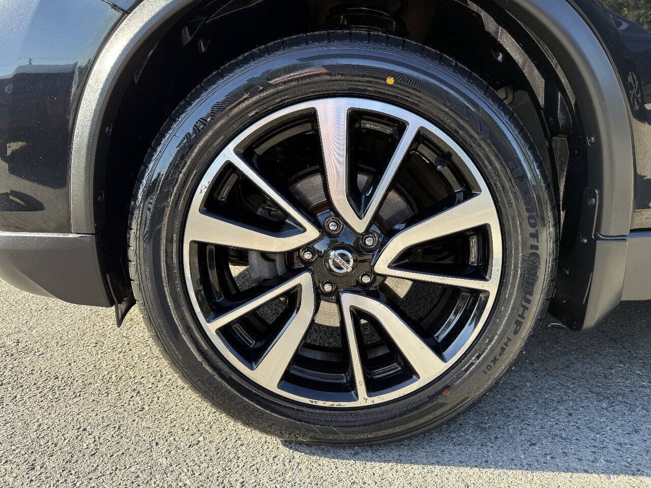 Used 2019 Nissan Rogue SL AWD/4WD image 25