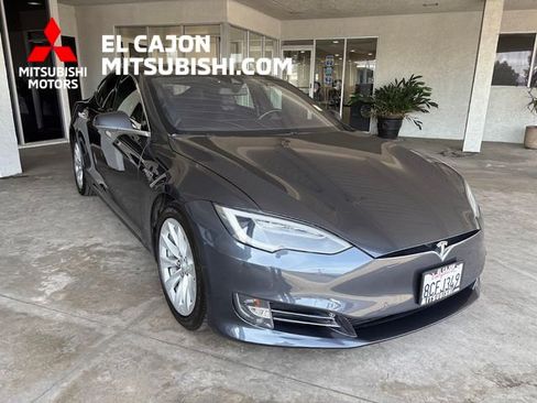 Used 2016 Tesla Model S 70 RWD image 1