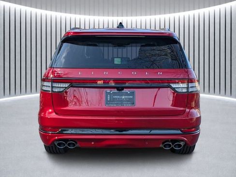 New 2026 Lincoln Aviator Reserve image 4