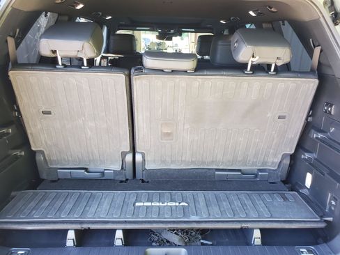 Used 2024 Toyota Sequoia Platinum RWD image 7