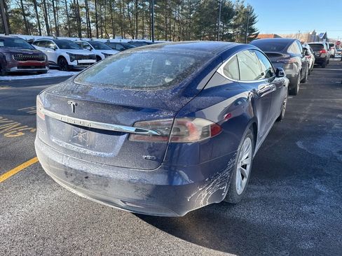 Used 2017 Tesla Model S 75D image 3