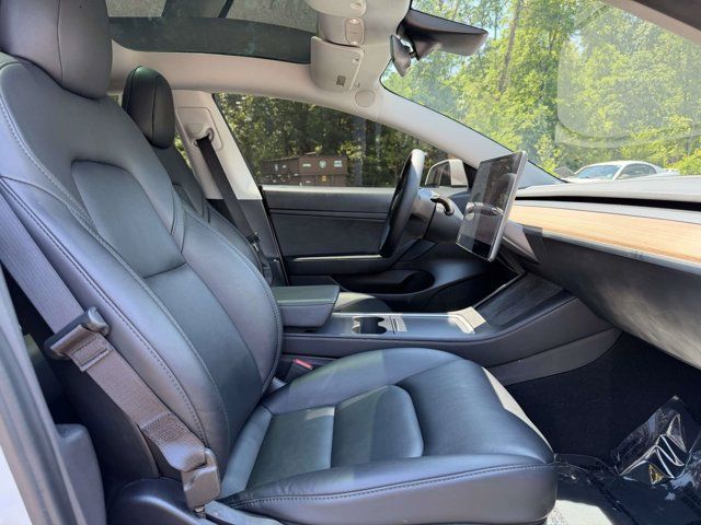 Used 2021 Tesla Model 3 Standard Range Plus RWD image 10