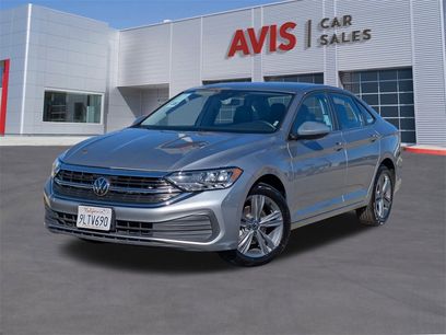 Used 2024 Volkswagen Jetta SE