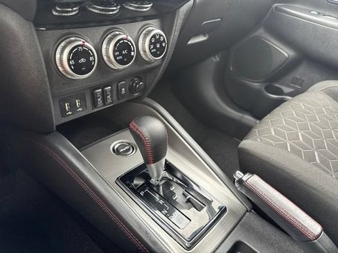 Used 2025 Mitsubishi Outlander Sport LE AWD/4WD image 16