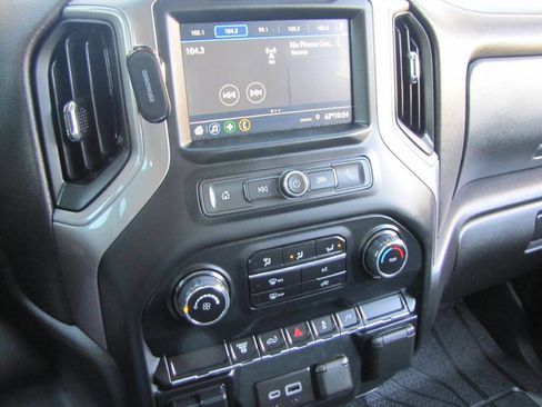 Used 2023 Chevrolet Silverado 2500 Custom image 44