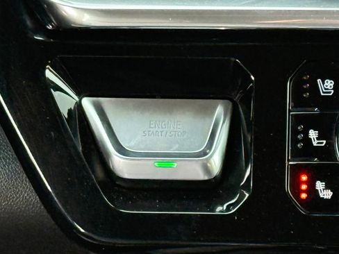 Used 2025 GMC Sierra 1500 Denali image 40