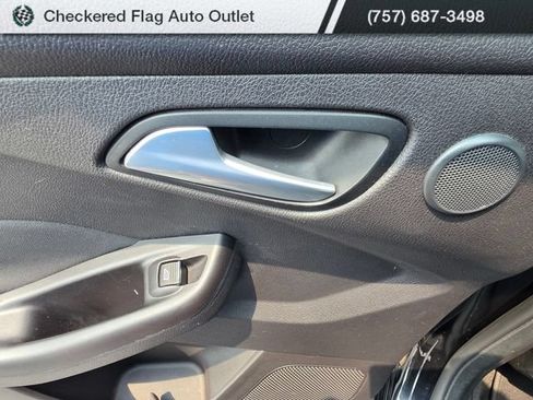 Used 2013 Ford Focus ST FWD image 44