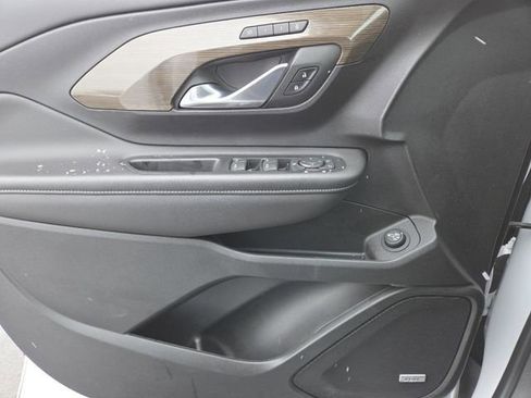 Used 2022 GMC Terrain Denali w/ Denali Premium Package image 36