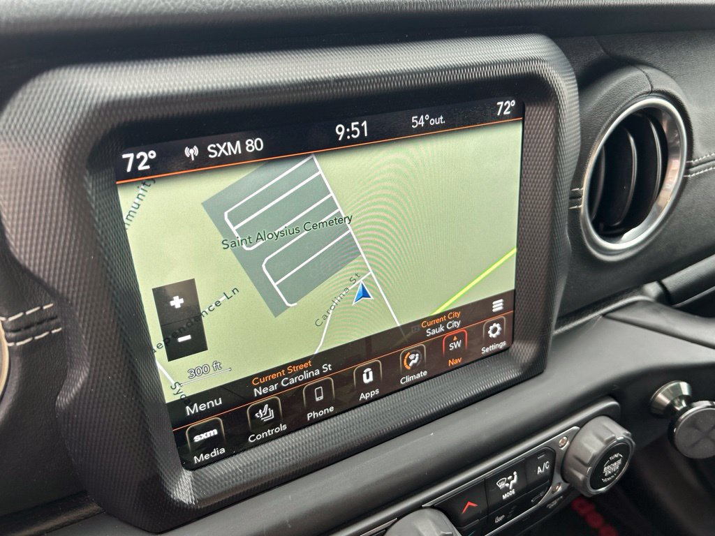 Used 2020 Jeep Wrangler Unlimited Sahara AWD/4WD image 17
