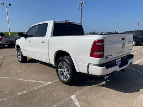 Used 2022 RAM 1500 Laramie w/ Sport Appearance Package AWD/4WD image 8