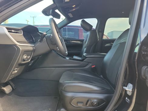 Used 2023 Jeep Grand Cherokee L Laredo AWD/4WD image 11