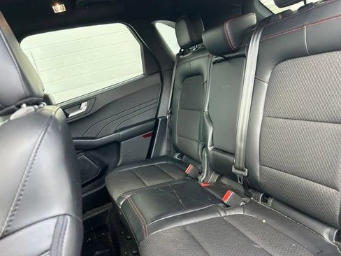 Used 2023 Ford Escape ST-Line w/ Tech Pack #1 FWD image 9