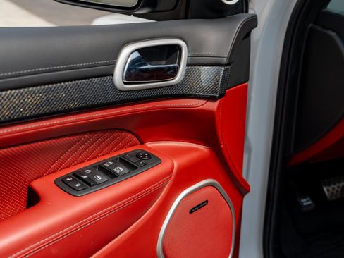 Used 2019 Jeep Grand Cherokee Trackhawk AWD/4WD image 46