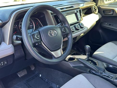 Used 2013 Toyota RAV4 LE image 21