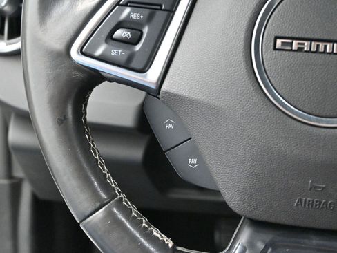 Used 2020 Chevrolet Camaro LT w/ RS Package image 18